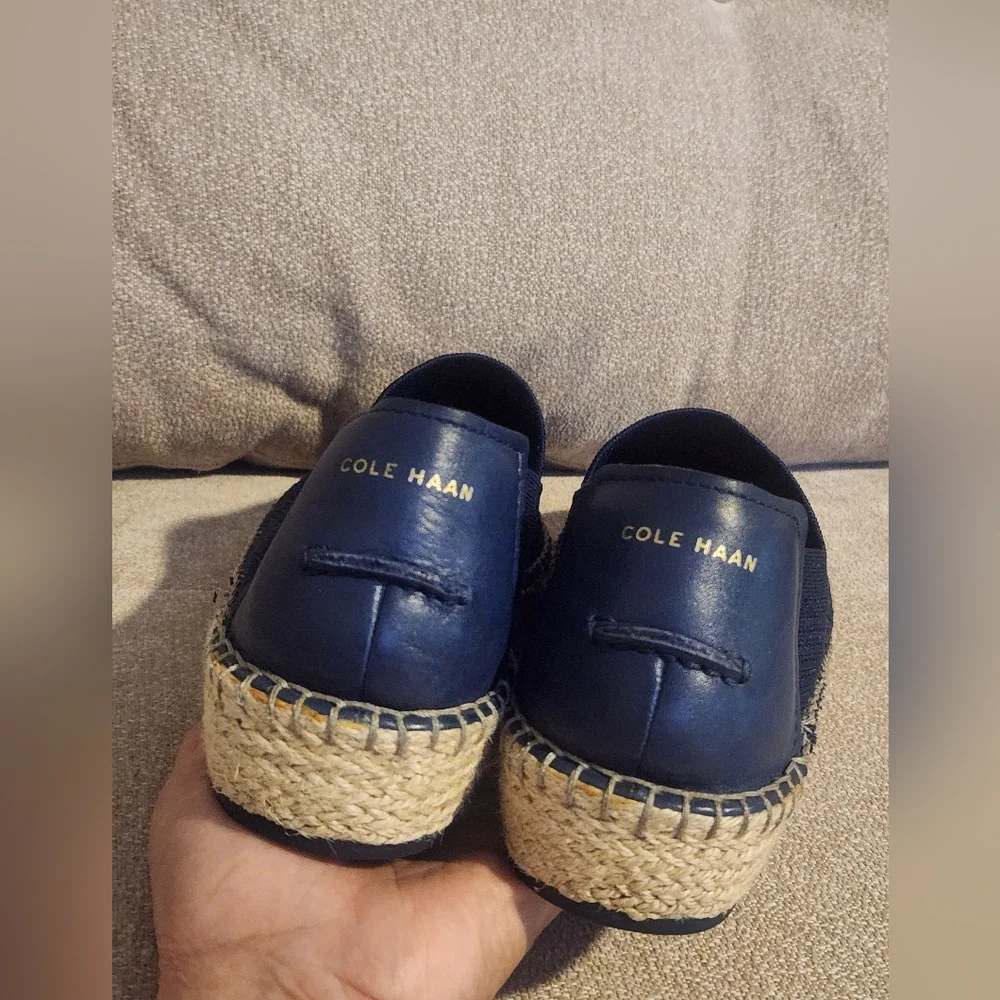 COLE HAAN Women's Navy Blue Espadrille Without Laces Flats Size 10B